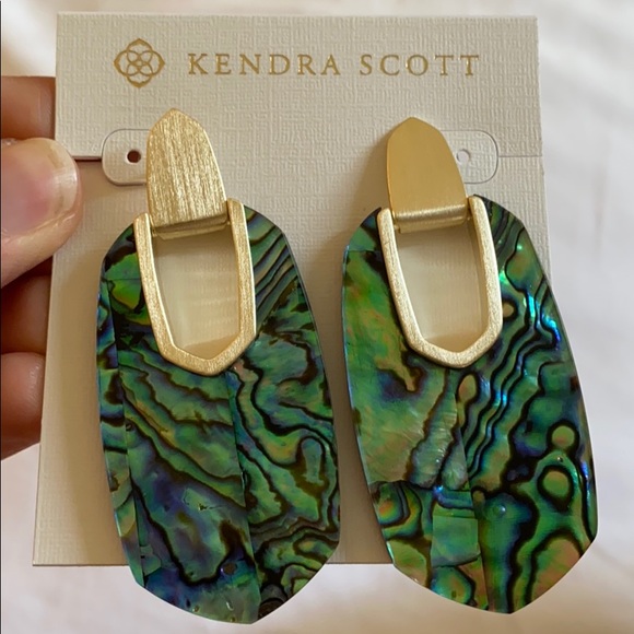 Kendra Scott Kailyn Statement earrings - Picture 2 of 3